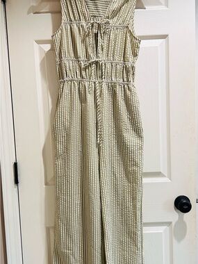 Monteau Sage and Cream sleeveless jumpsuit